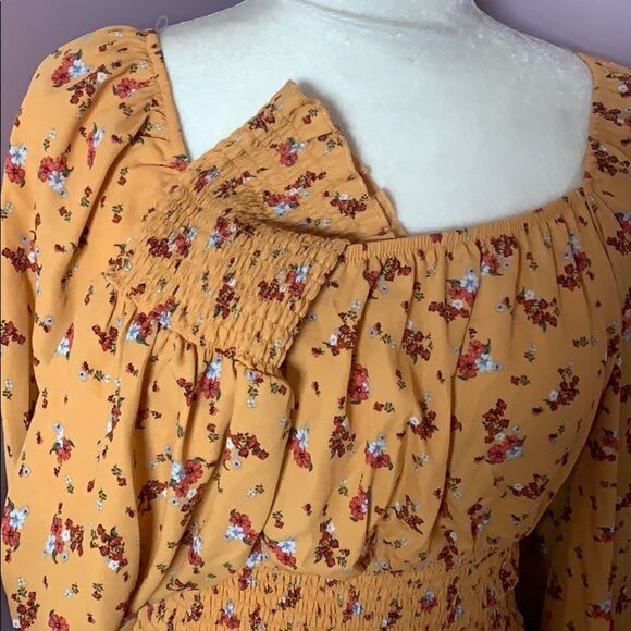 NO  COMMENT FLORAL  top - Picture 2 of 5